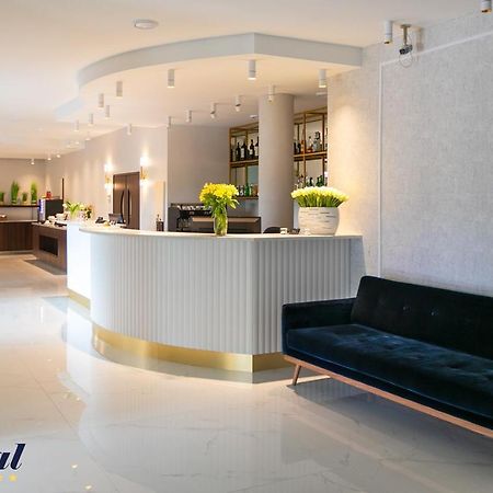 Hotel Mistral Marki  Exterior foto