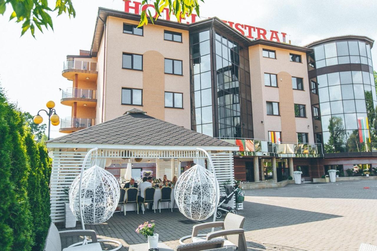 Hotel Mistral Marki  Exterior foto